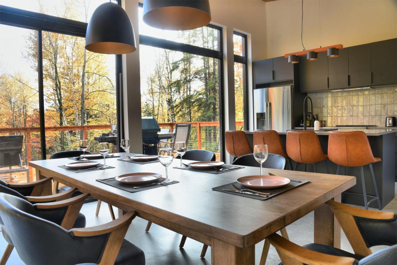 Kallm-Mont-Tremblant Chalet With Hot Tub, Pond & Beach On Private 7Acre Estate Lac Superieur Luaran gambar