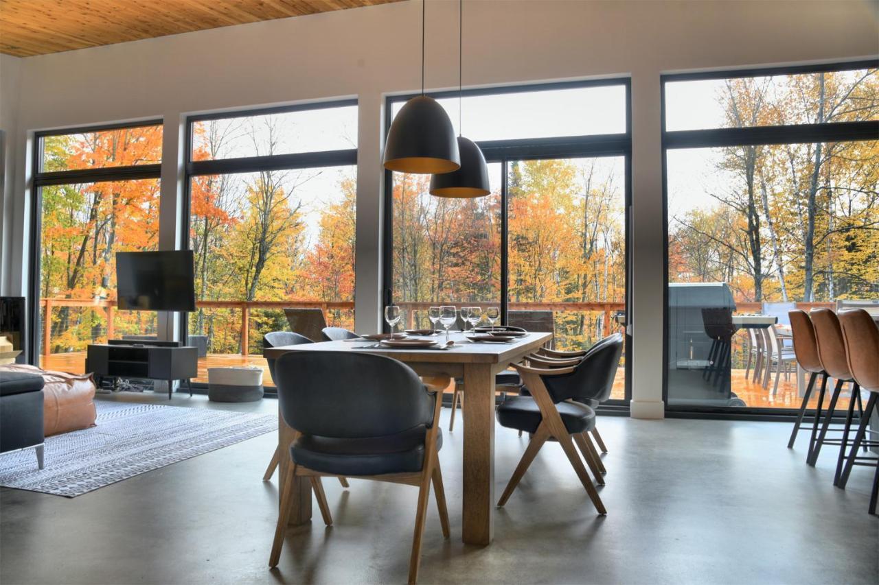 Kallm-Mont-Tremblant Chalet With Hot Tub, Pond & Beach On Private 7Acre Estate Lac Superieur Luaran gambar