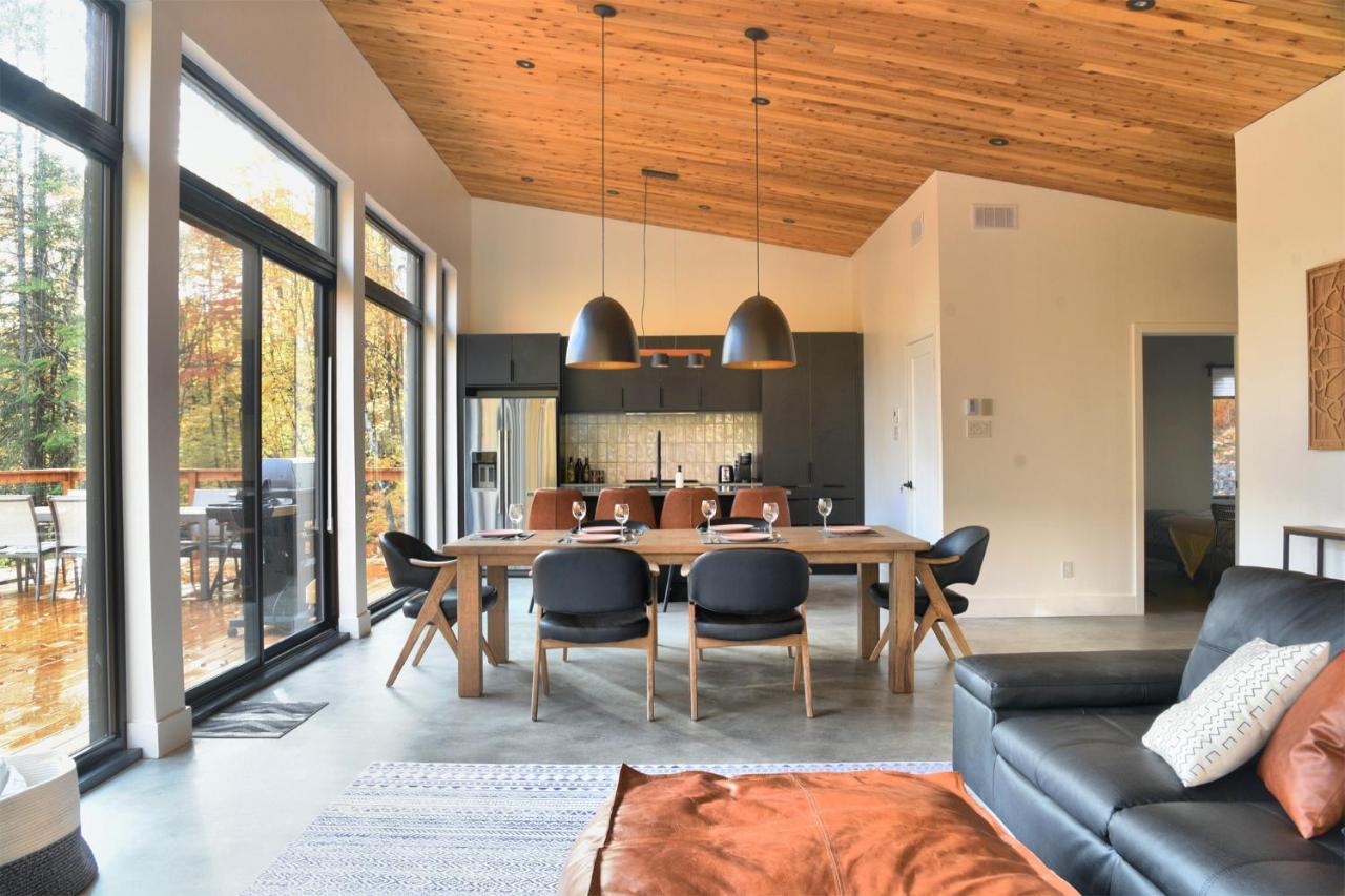 Kallm-Mont-Tremblant Chalet With Hot Tub, Pond & Beach On Private 7Acre Estate Lac Superieur Luaran gambar
