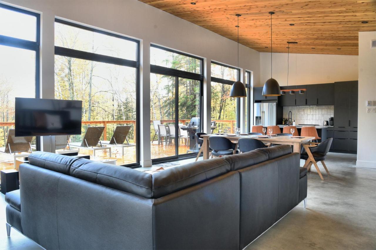 Kallm-Mont-Tremblant Chalet With Hot Tub, Pond & Beach On Private 7Acre Estate Lac Superieur Luaran gambar
